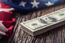 ¿Por qué después de haber alcanzado un alto precio, el dólar cae de nuevo?
